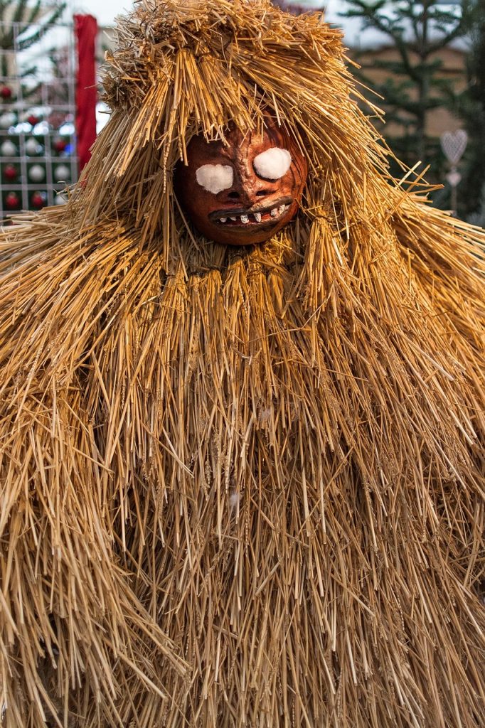 figure, straw, krampus, regional customs, advent, woman of straw, wood carving, straw, krampus, krampus, krampus, krampus, krampus